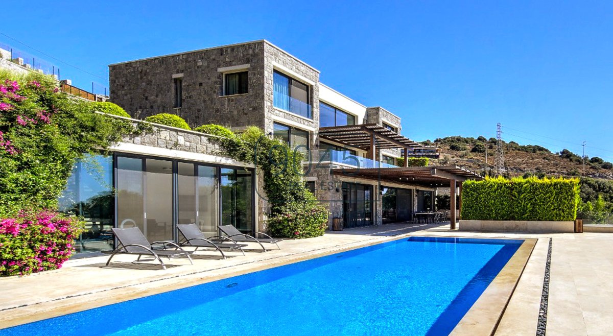 Luxusvilla in Premium-Location mit atemberaubender Aussicht in Yalıkavak - Türkei