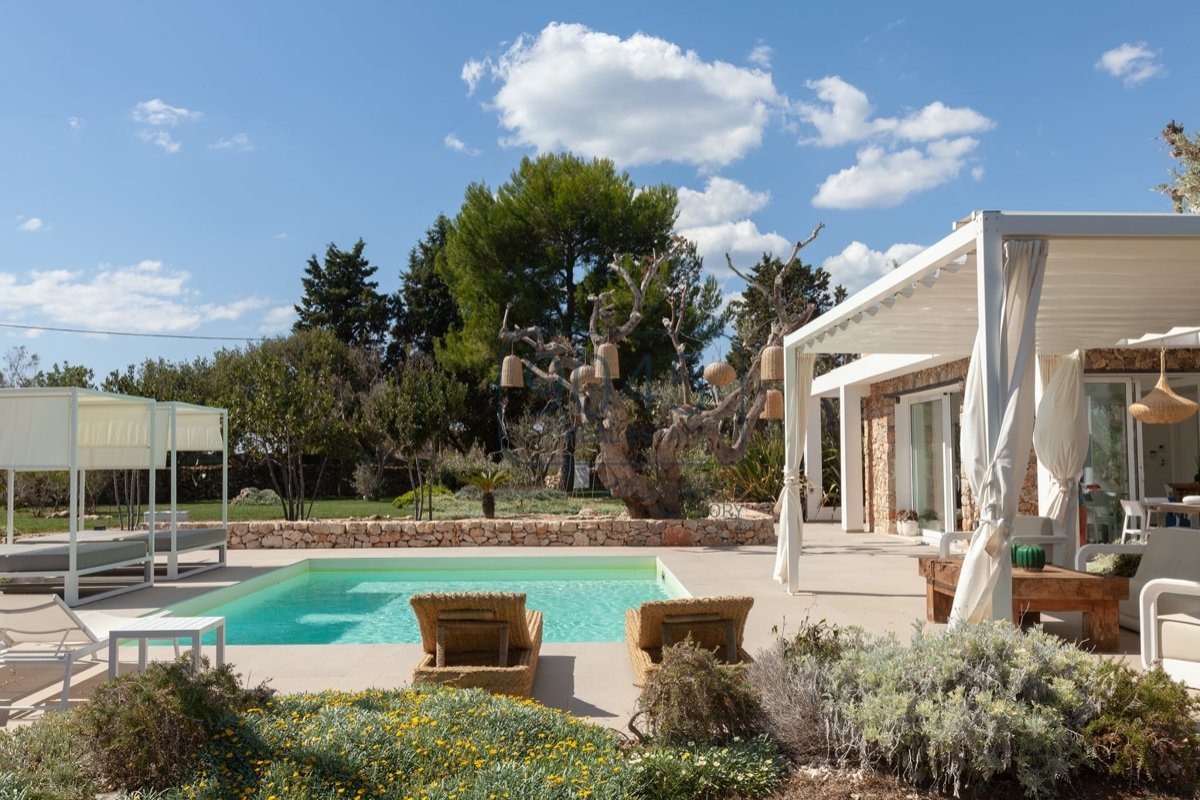 Modernes Ferienhaus mit Pool in Santa Maria di Leuca - Apulien