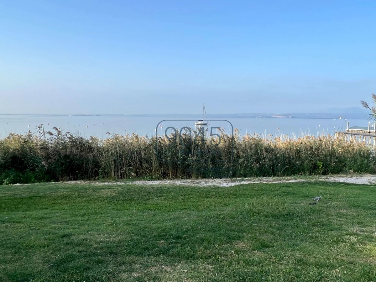 Wohnung mit privatem Garten "Lungolago" in Bardolino - Gardasee