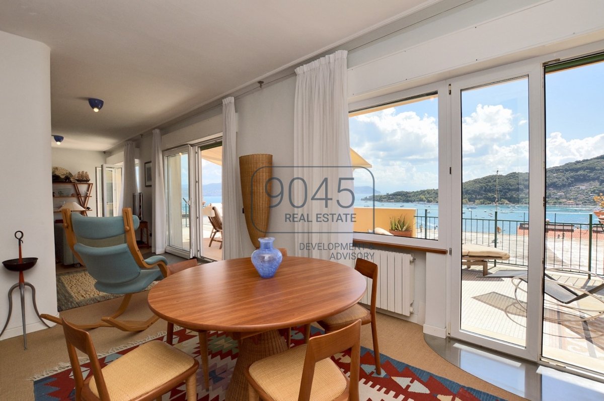 Penthouse mit Panoramaterrasse und Meerblick in Portovenere - Ligurien