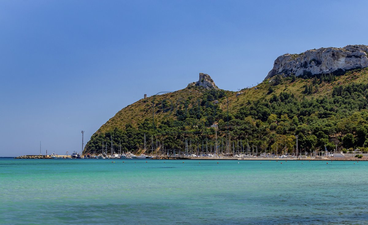 Neubauwohnung mit Meerblick am Strand "Il Poetto" in Cagliari - Sardinien