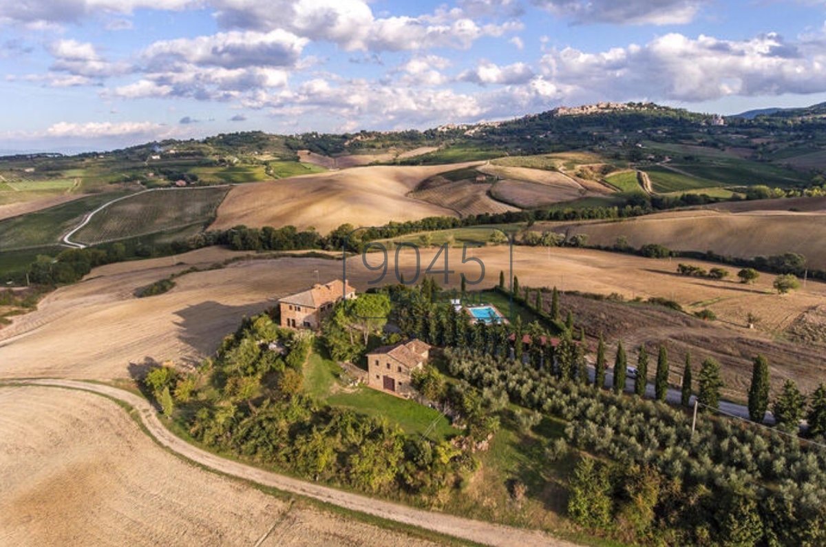 30 ha großes Anwesen mit Pool in Montepulciano - Toskana