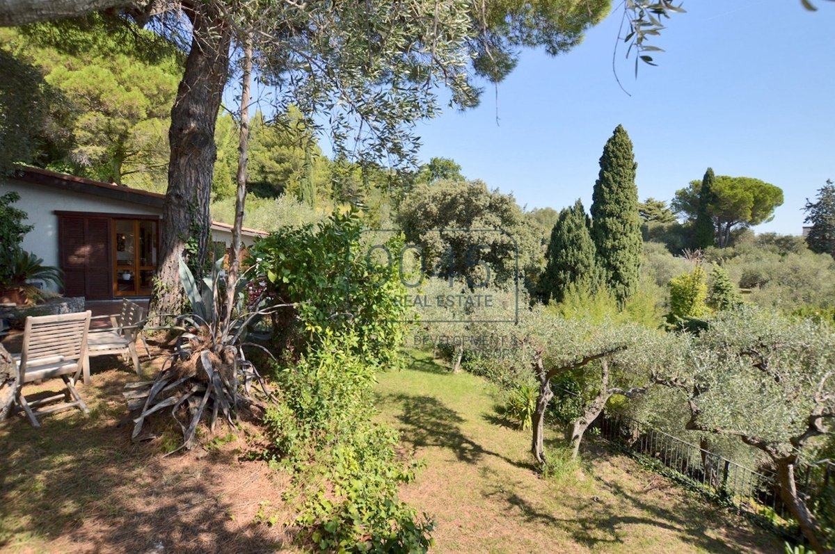 Charmante Villa mit großem Garten und Meerblick in Portovenere an der Ligurischen Küste