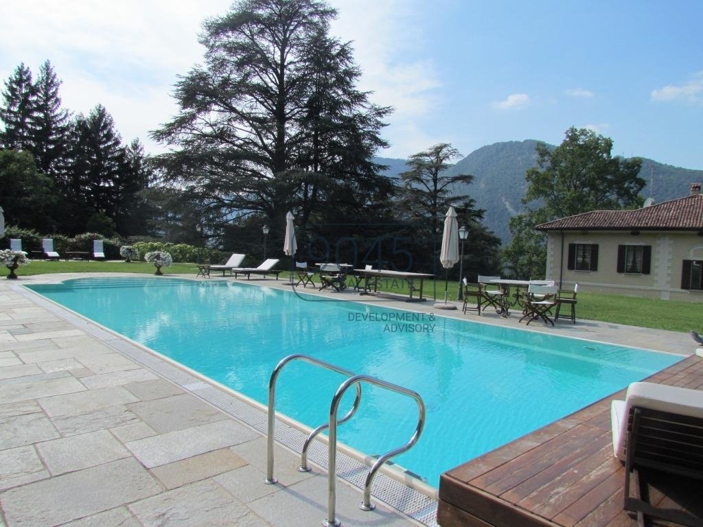 Exklusive Villa in Canzo - Lombardei