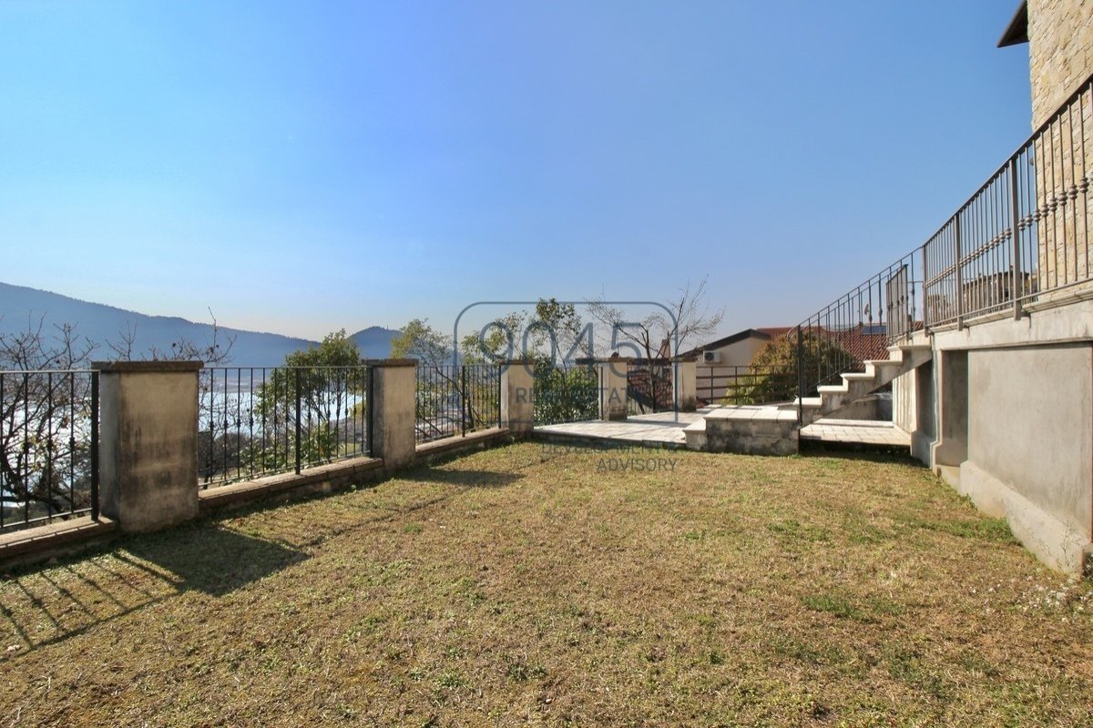 Villa mit Seeblick und eigenem Pool - Lago d'Iseo