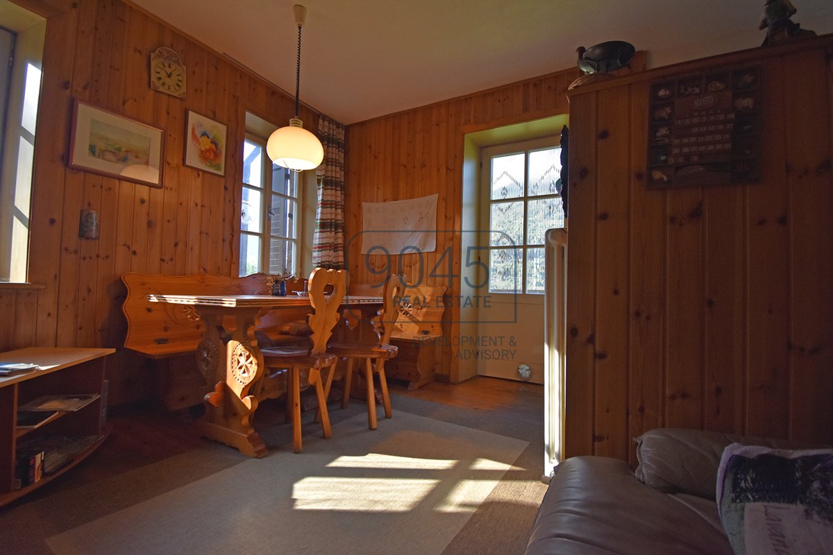 Traditionelles Bauernhaus im Grünen in Tesero - Südtirol / Trentino