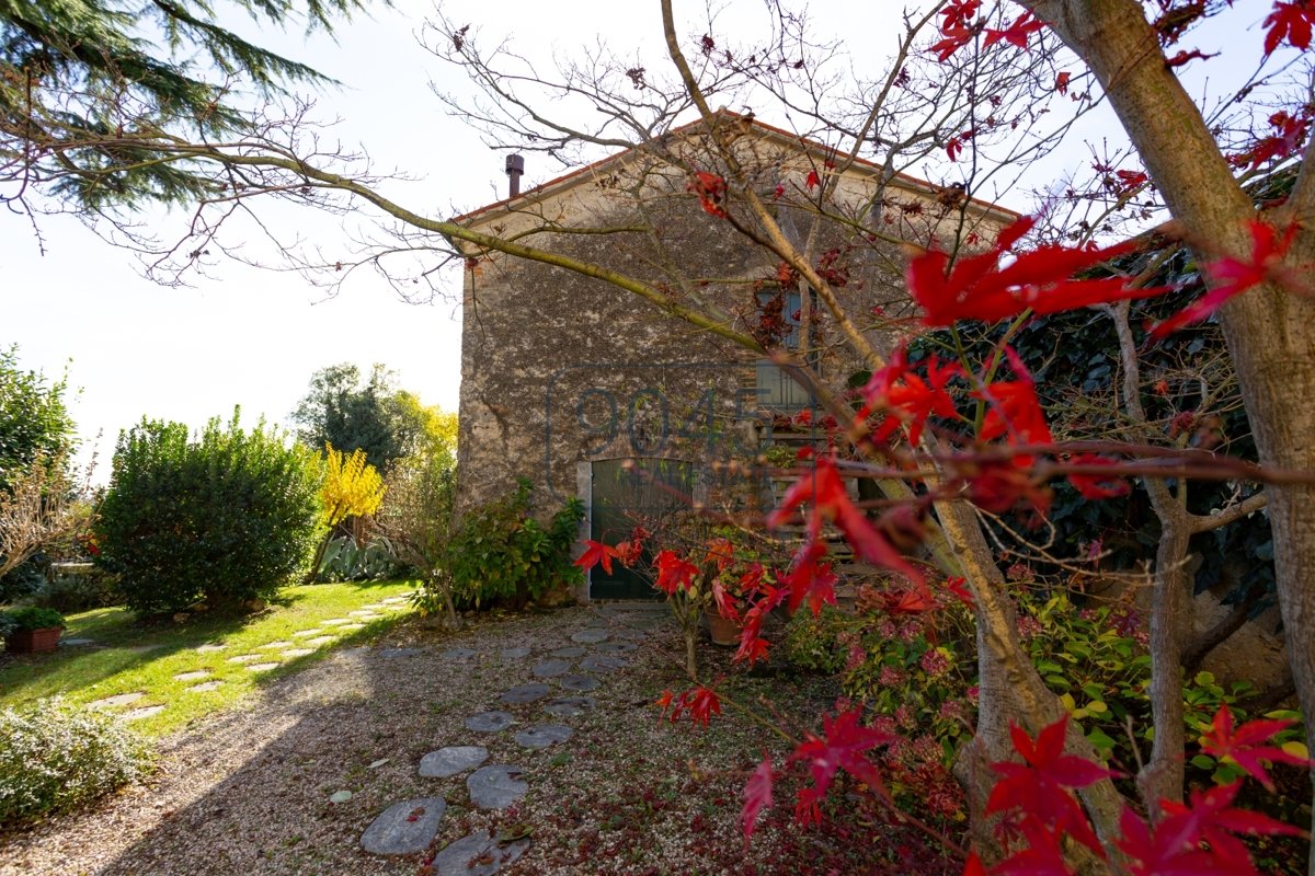 Historisches Wohnhaus mit Rustico in den Hügeln der Proseccoregion von Conegliano - Treviso / Venetien