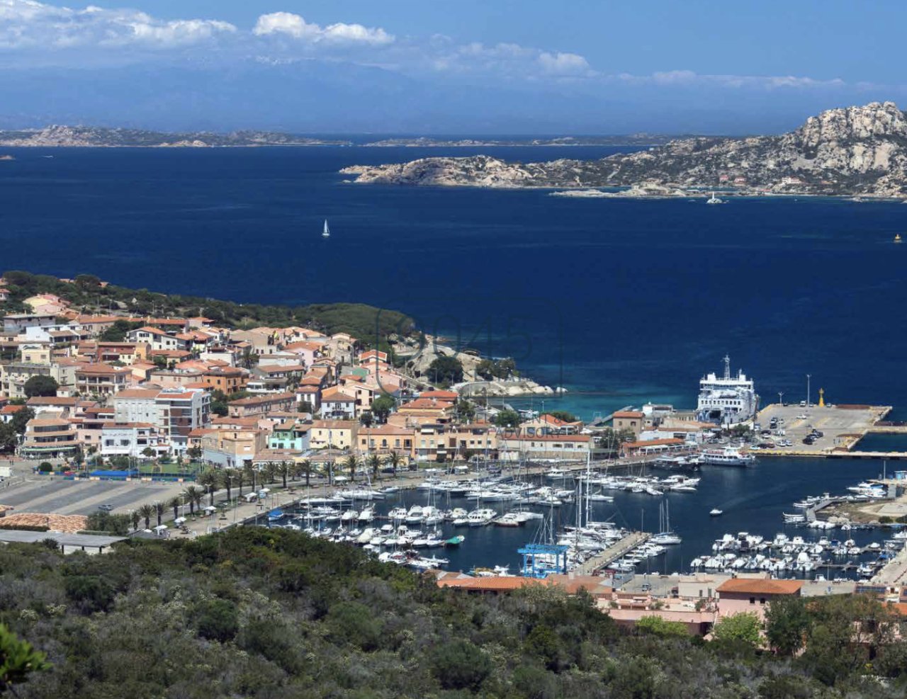 Ferienhaus mit Garten und Blick auf das Meer in Palau - Sardinien