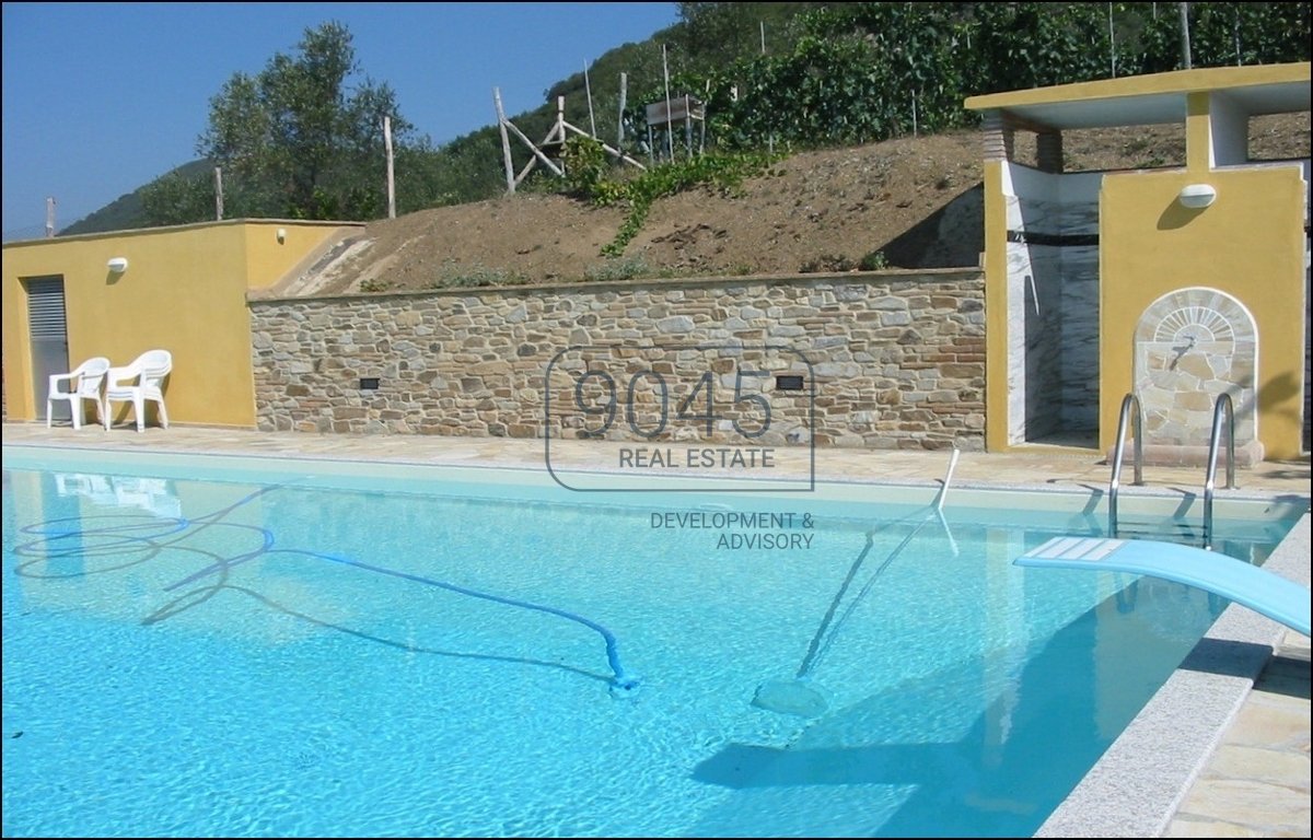 Moderne Villa mit einzigartigem Ausblick zwischen Pisa und Lucca - Toskana