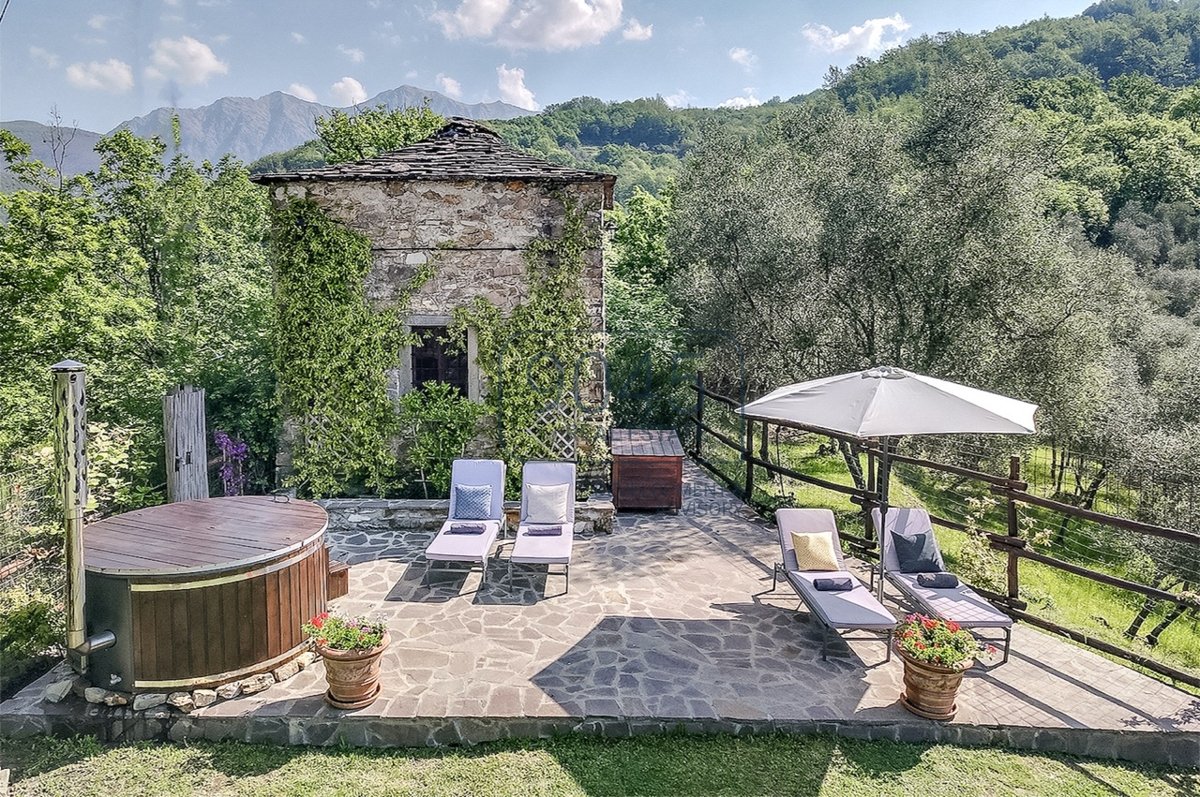 Wunderschönes Bauernhaus in den toskanischen Hügeln von Lunigiana - Massa-Carrara