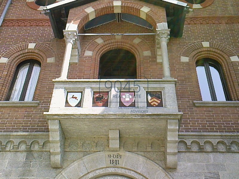 Historischer Ansitz in Gavirate mit Seeblick am Lago di Varese