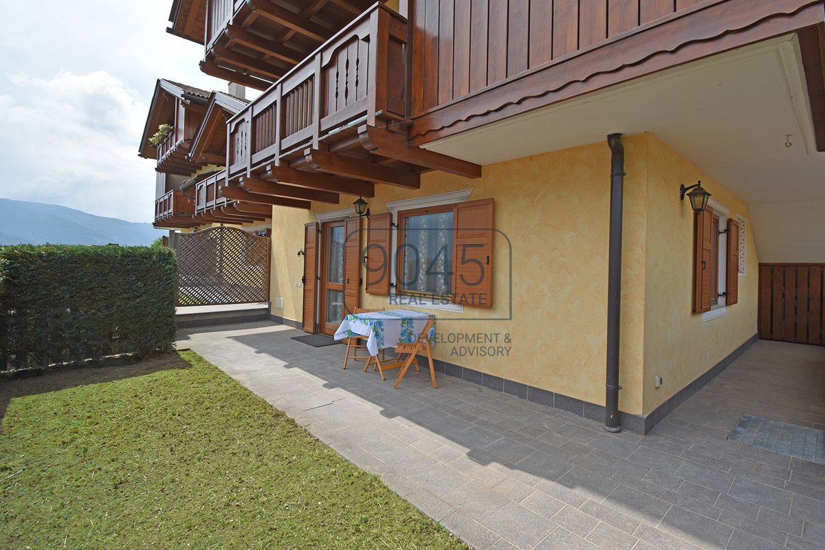 Elegante Dreizimmerwohnung mit Garten und Bergpanorama in Carano - Südtirol / Trentino