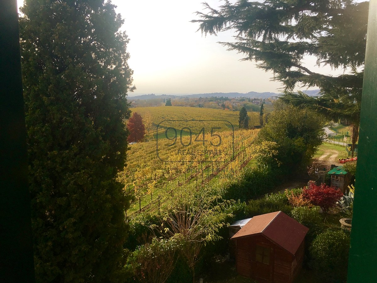 Historische Wohnhaushälfte in den Hügeln der Proseccoregion von Conegliano - Treviso / Venetien