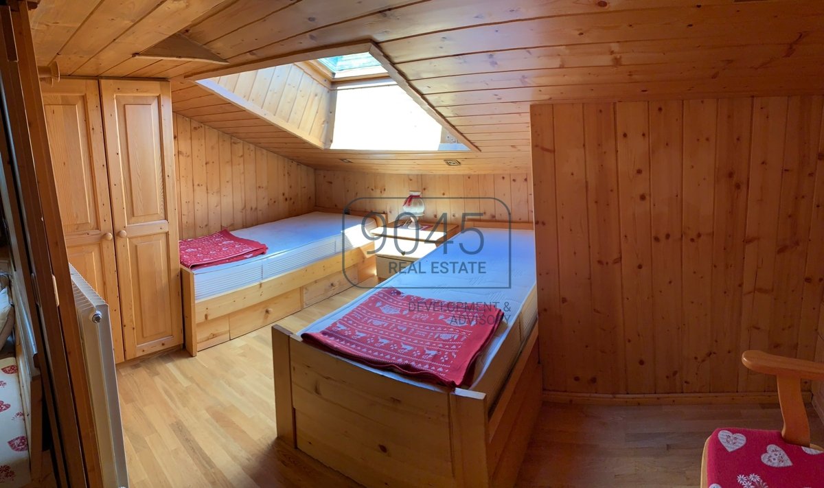 Dachgeschosswohnung in den Dolomiten in Alta Badia - Südtirol