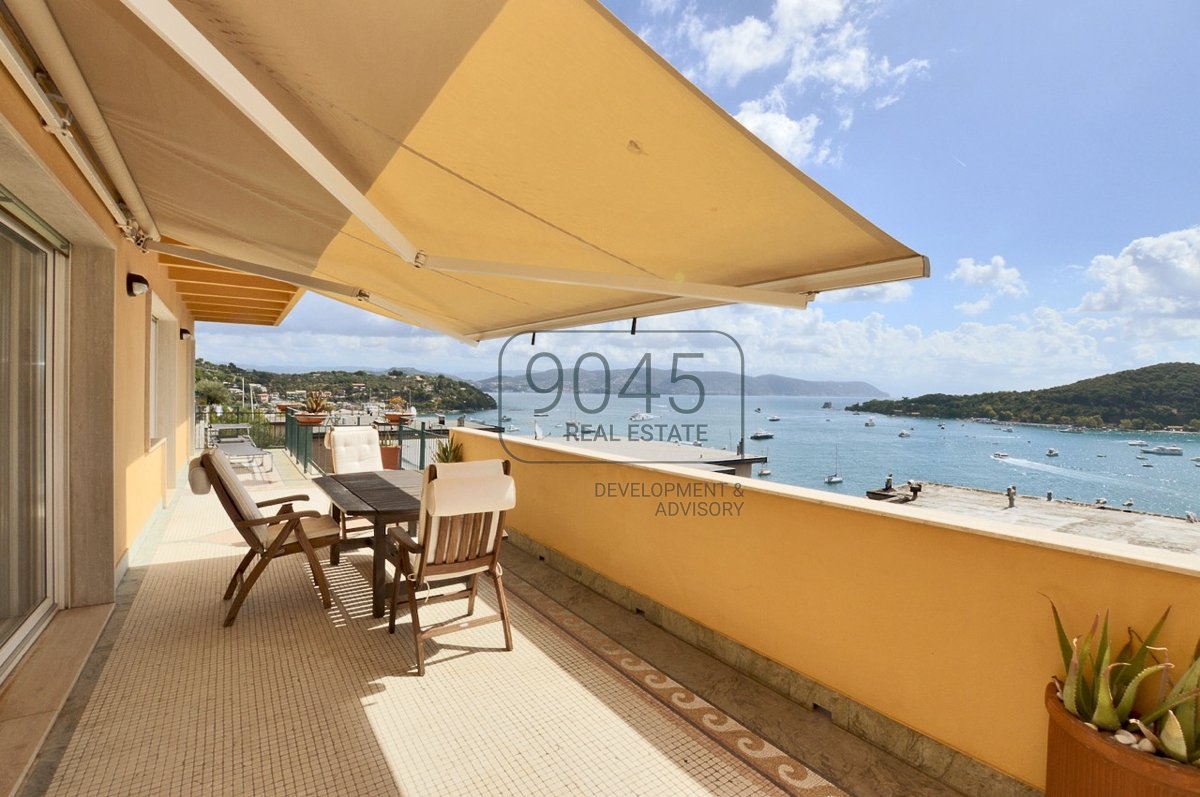 Penthouse mit Panoramaterrasse und Meerblick in Portovenere - Ligurien