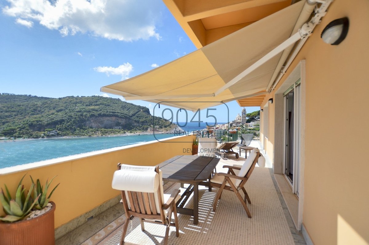 Penthouse mit Panoramaterrasse und Meerblick in Portovenere - Ligurien