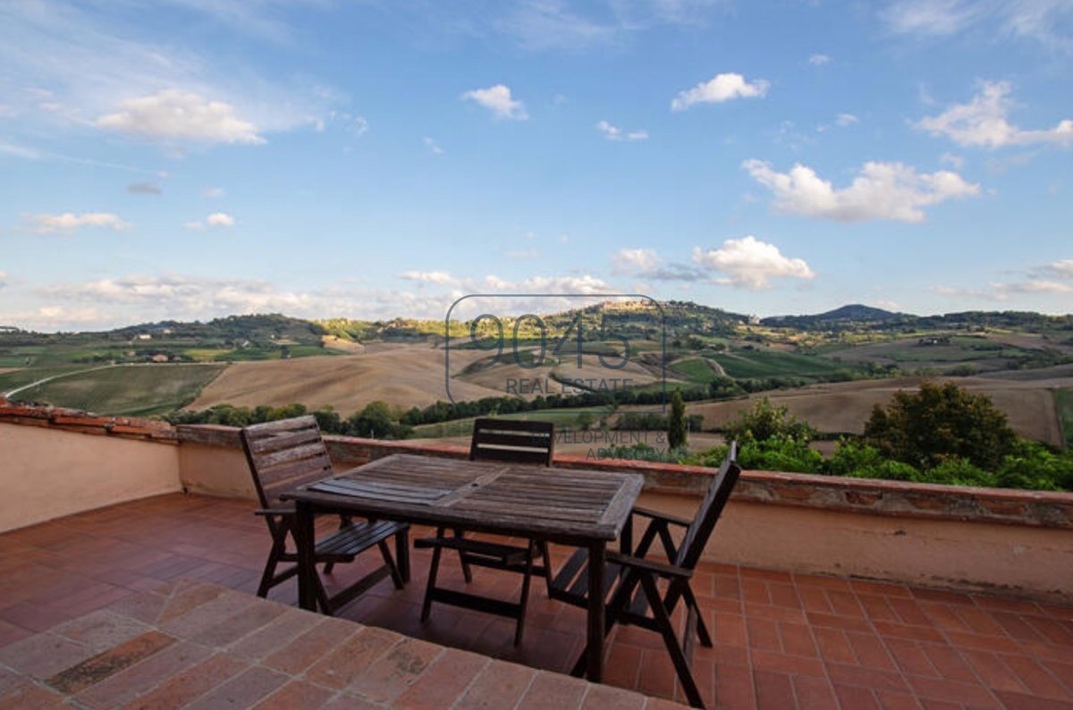 30 ha großes Anwesen mit Pool in Montepulciano - Toskana