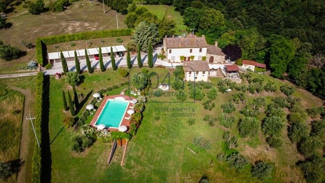 "Rustico" in Panoramalage mit Pool inmitten der Toskana in Chianni - Pisa