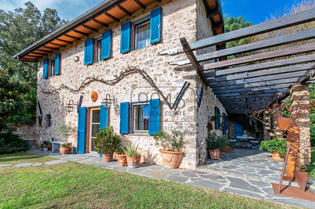 Elegantes rustikales Haus mit Meerblick auf den Hügeln von Pietrasanta - Toskana