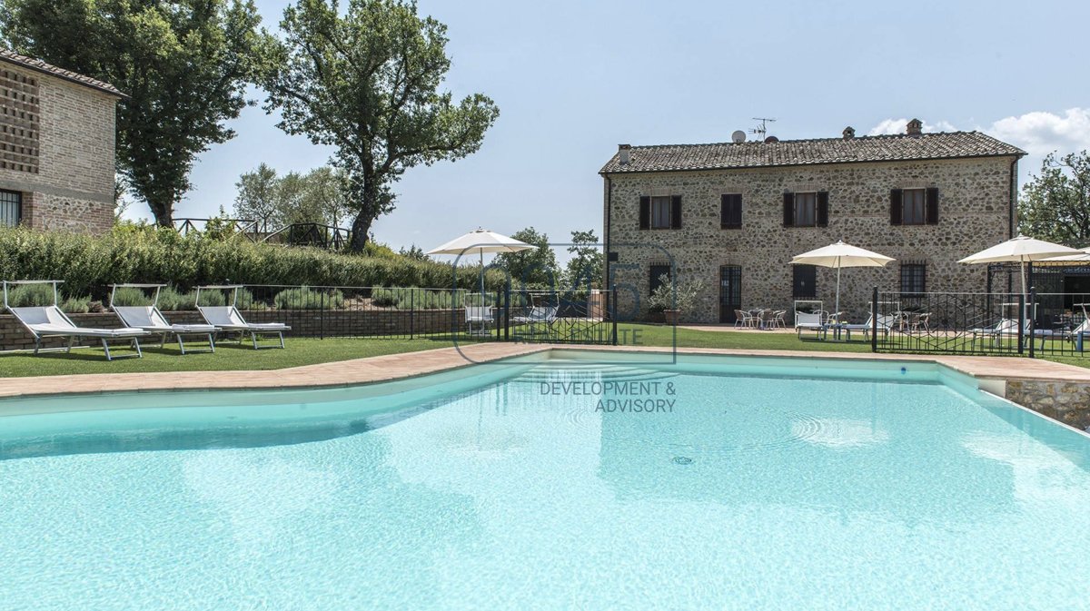 Wunderschöner "Agriturismo" inmitten der toskanischen Landschaft in Chiusdino - Toskana