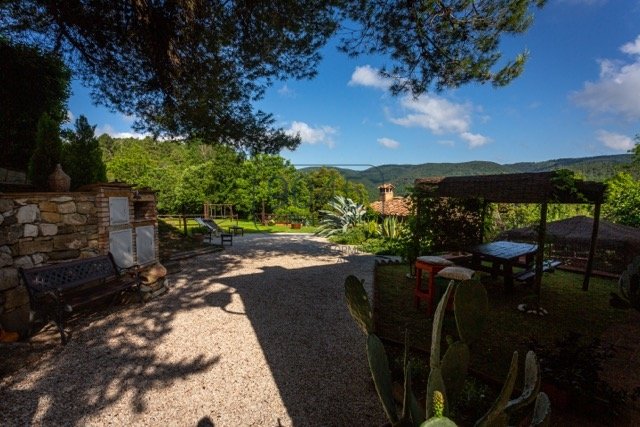 "Rustico" in Panoramalage mit Pool inmitten der Toskana in Chianni - Pisa