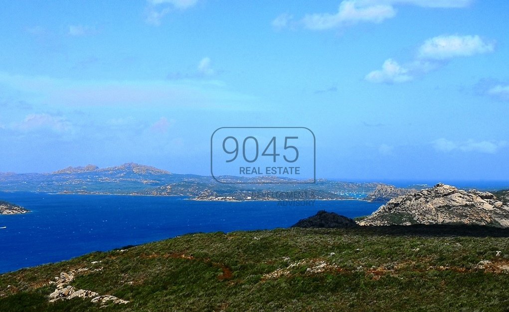 Traditionelles Steinhaus mit Dependance und mit Meerblick in Palau - Sardinien