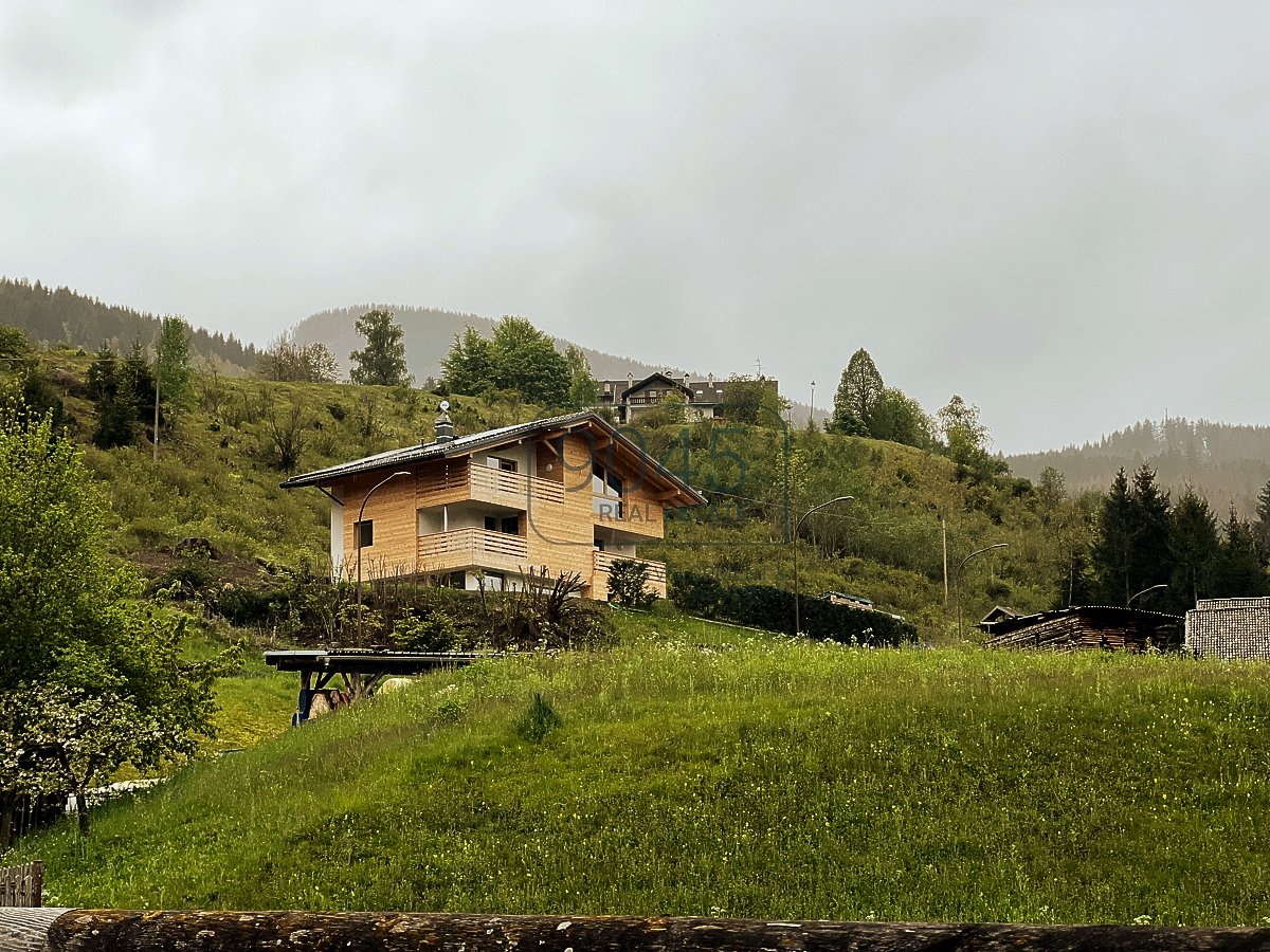 Neues Wohnhaus mit mehreren Wohneinheiten in Cavalese - Südtirol / Trentino